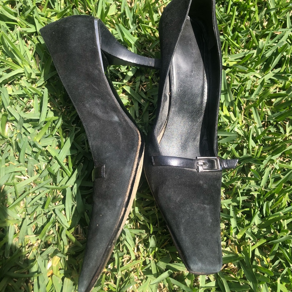 Vintage Gucci short heels